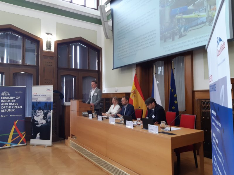 Když se mluví o jaderné energetice, musí být MICo a Chemcomex u toho!