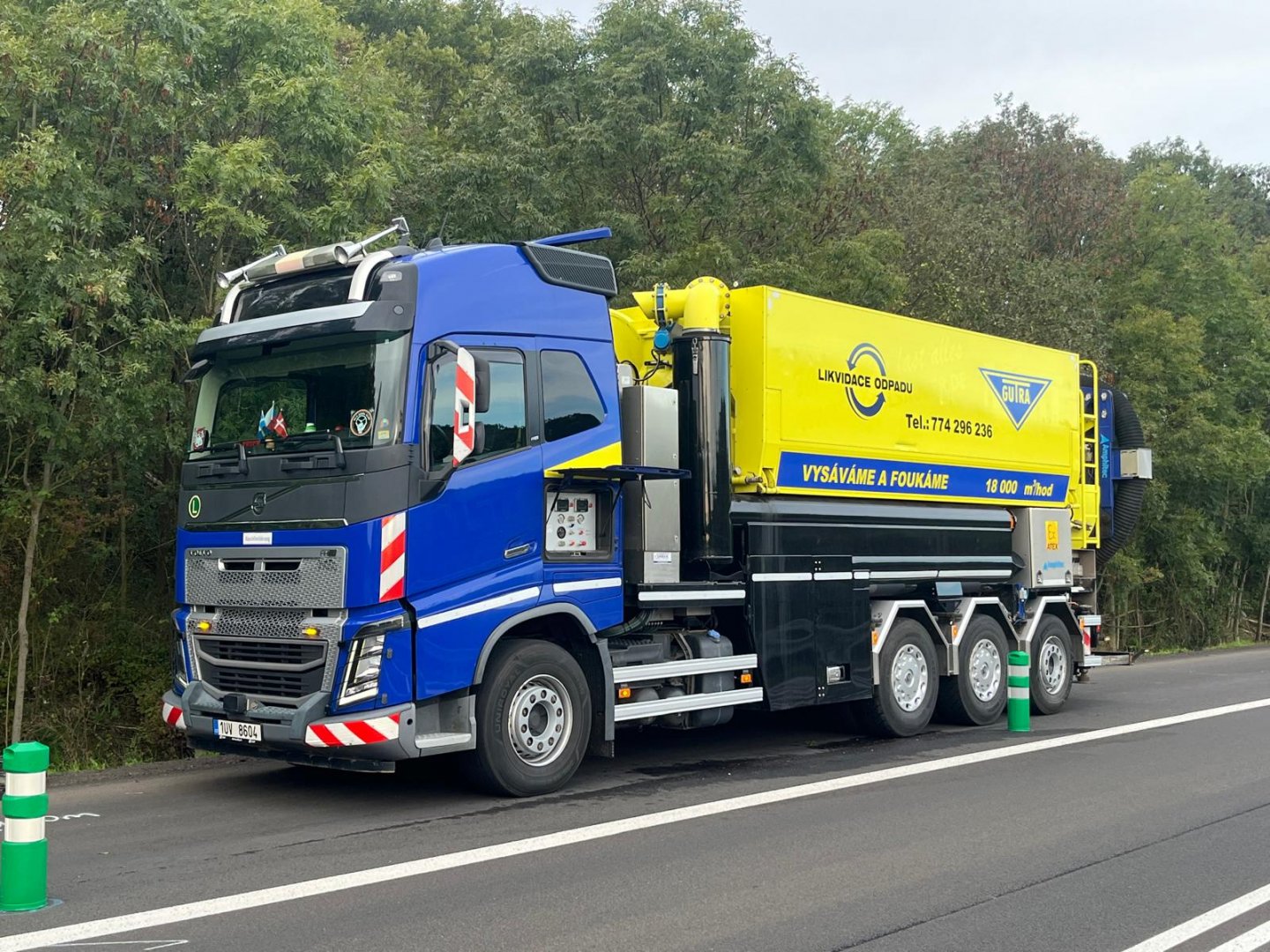 VOLVO – sací bagr