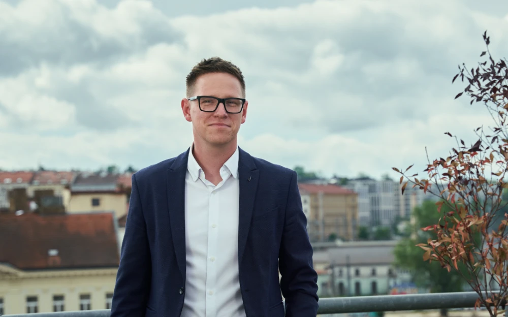 He’s breathing new life into companies, and now he’s offering opportunities to investors. Experienced entrepreneur Strnad is launching a new fund.